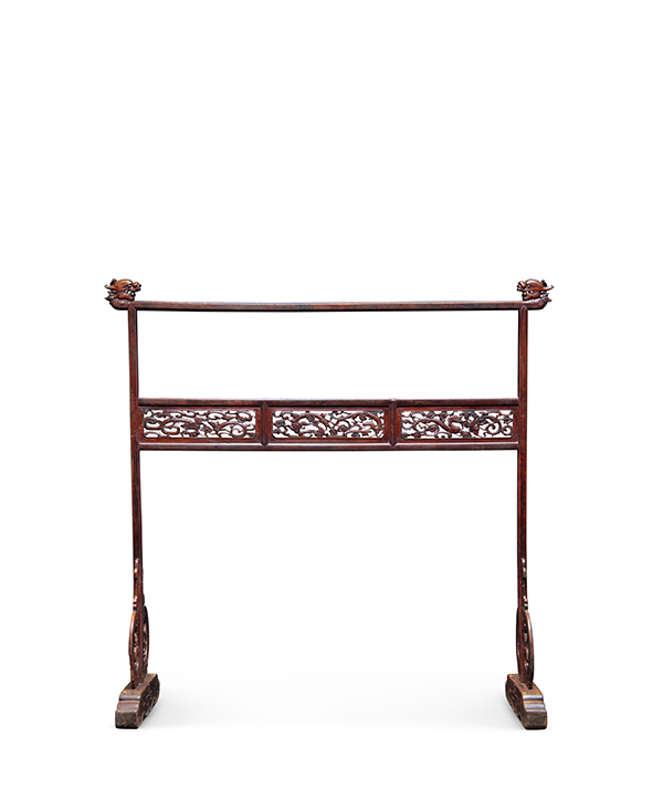 黄花黎草龙纹衣架（2）